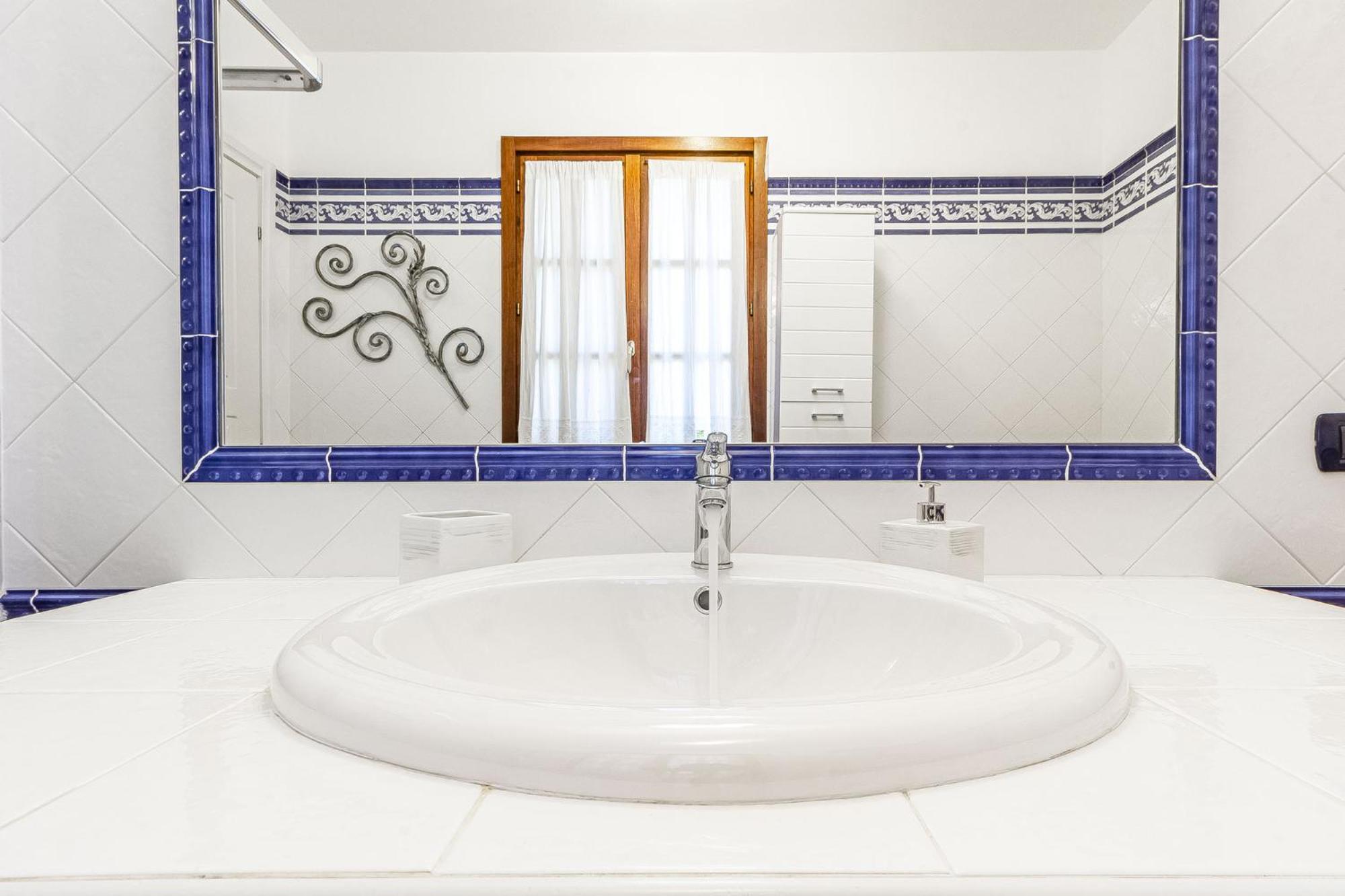 Exclusive Roth Apartments Сасари Екстериор снимка