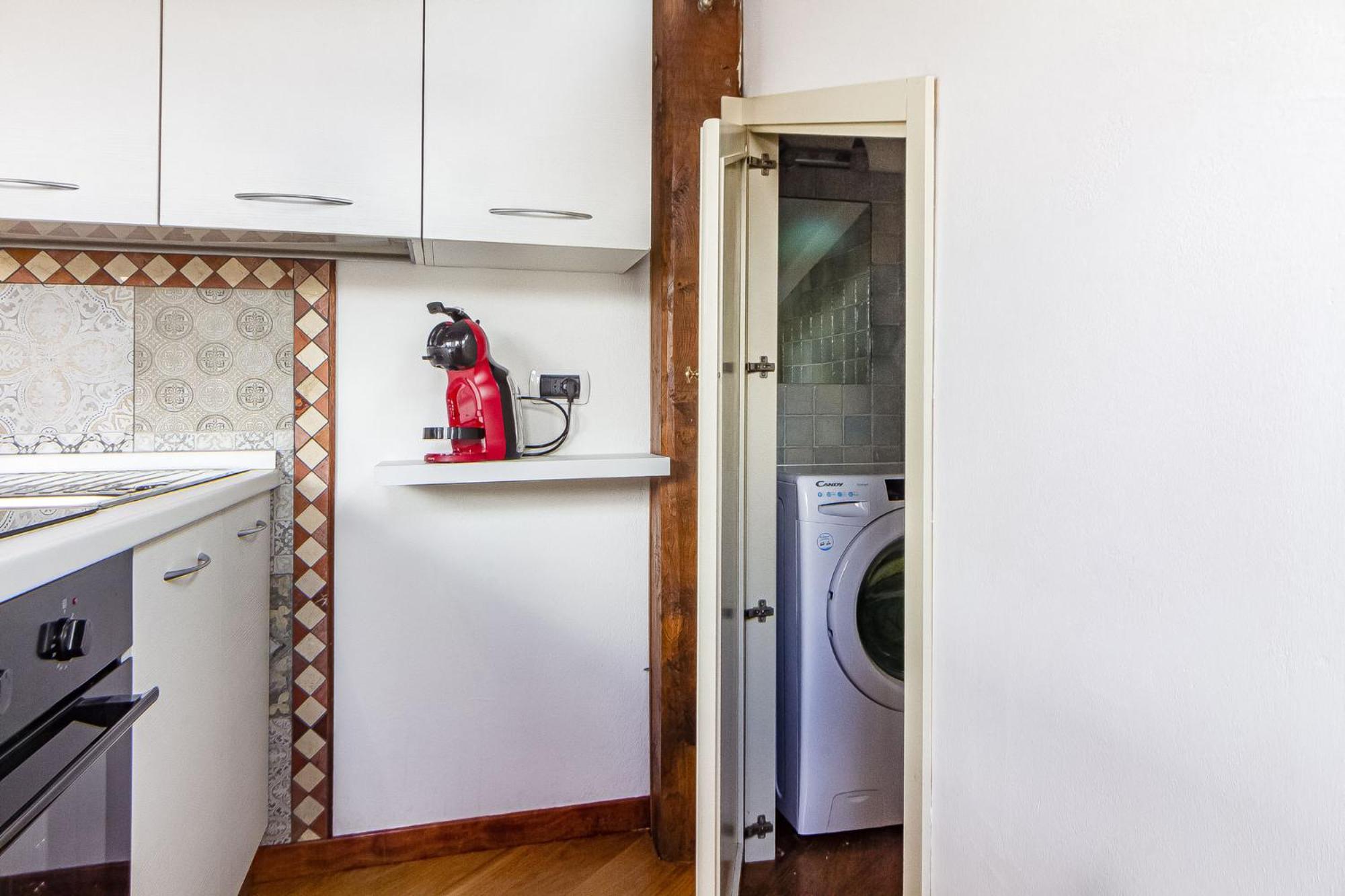 Exclusive Roth Apartments Сасари Екстериор снимка