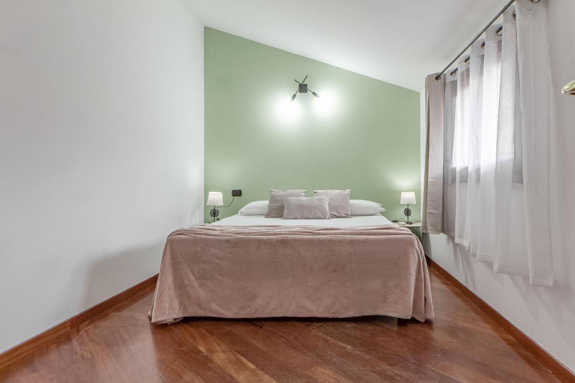 Exclusive Roth Apartments Сасари Екстериор снимка